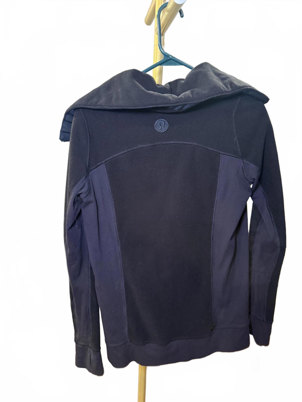 Lululemon Black Long Sleeve Half-Zip Pullover Hoodie, Size Small