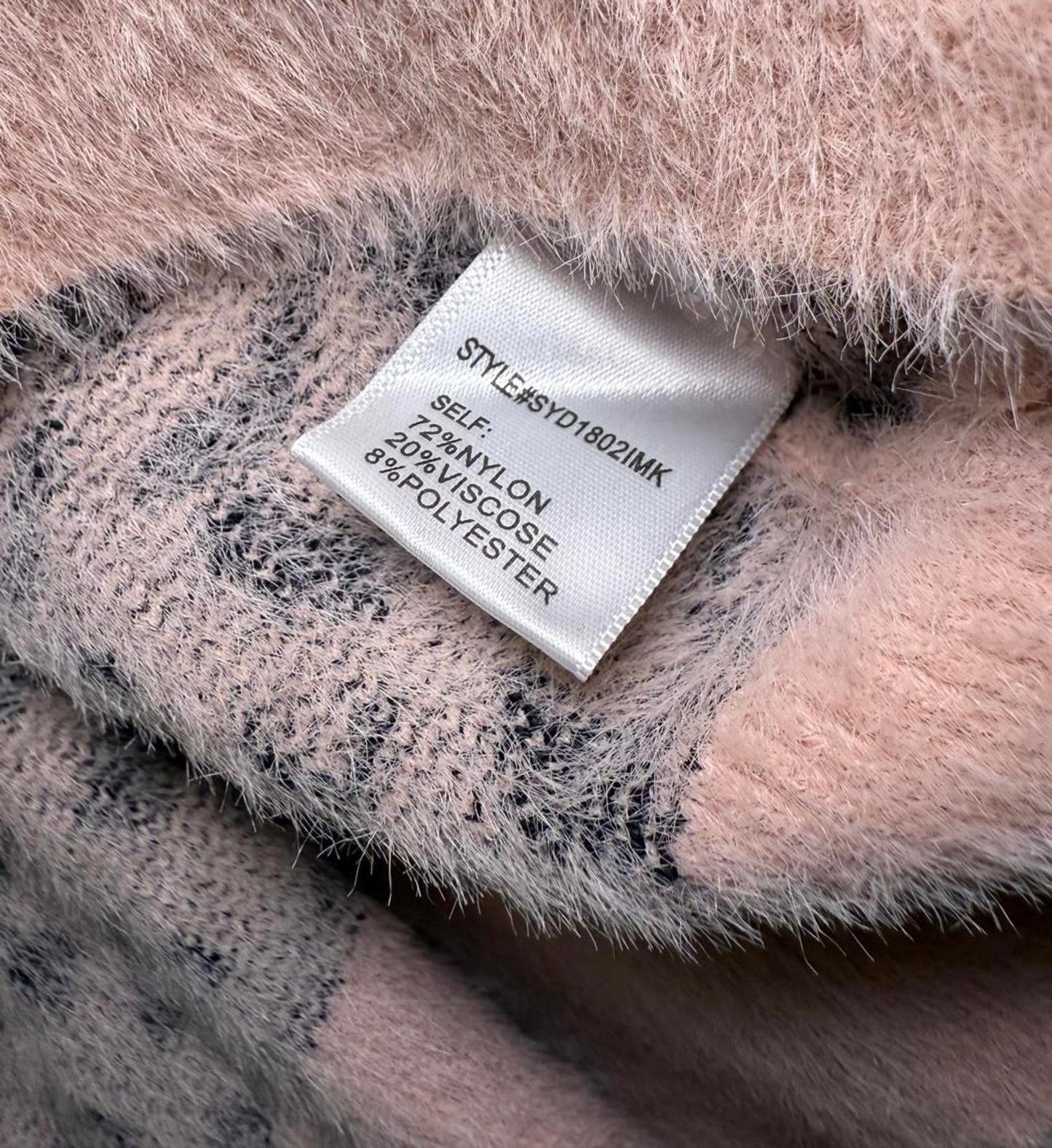 New Boutique Leopard Print Sweater, size Medium