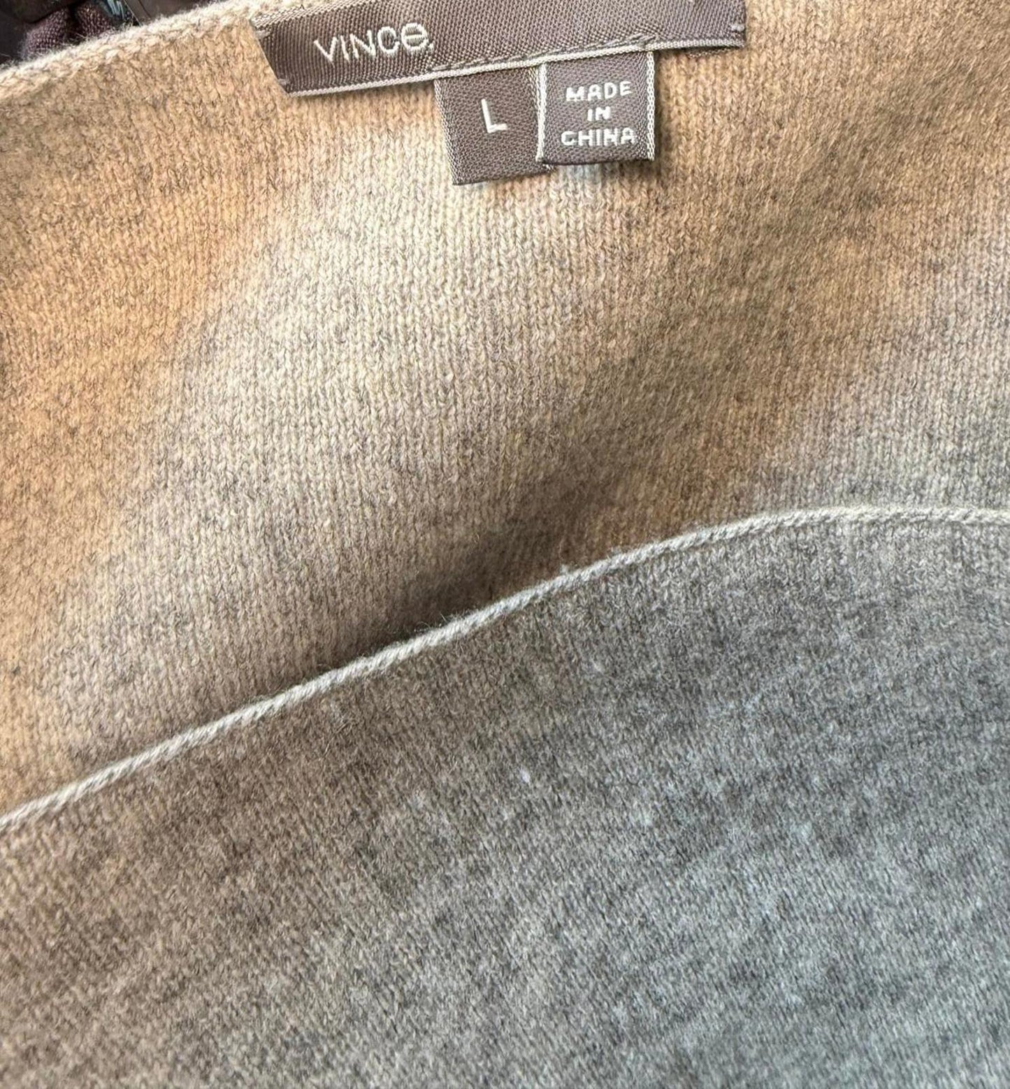 Vince Geometric Pattern Gray and Cream Sweater, Large