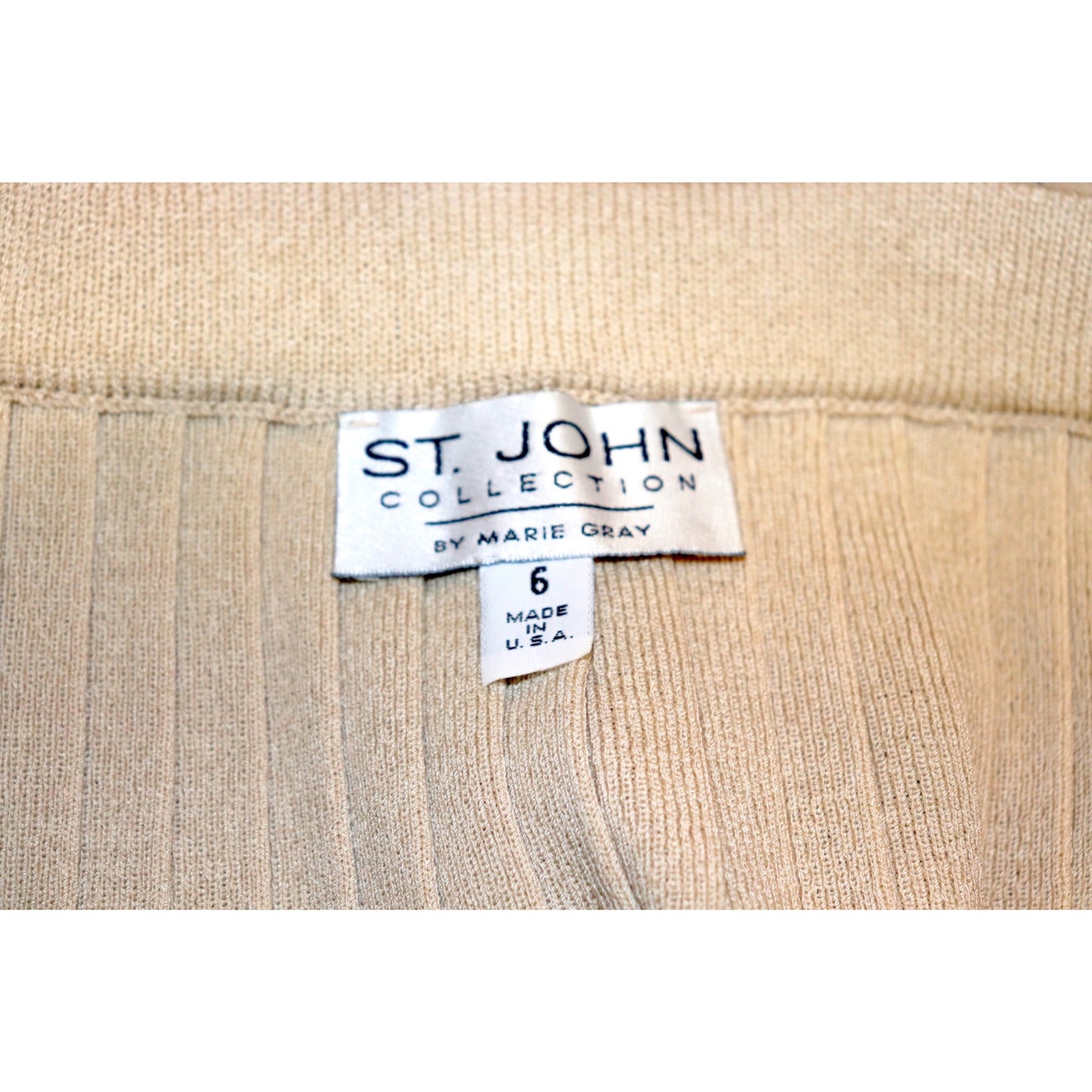 St. John Collection Beige Knit Pleated Mini Skirt, Size 6