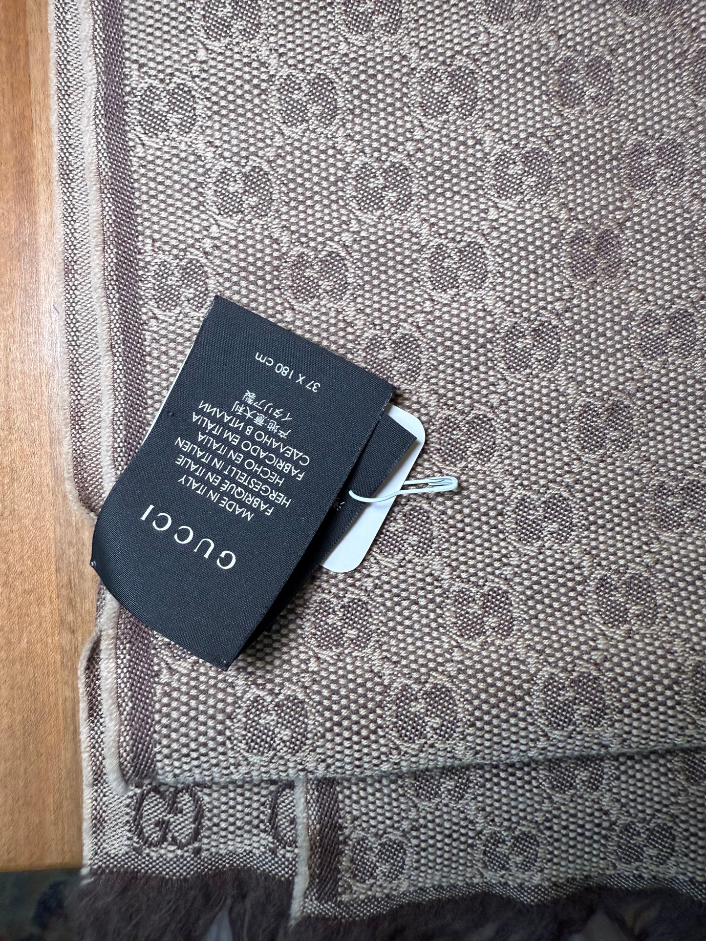 Gucci Sherry Line Scarf