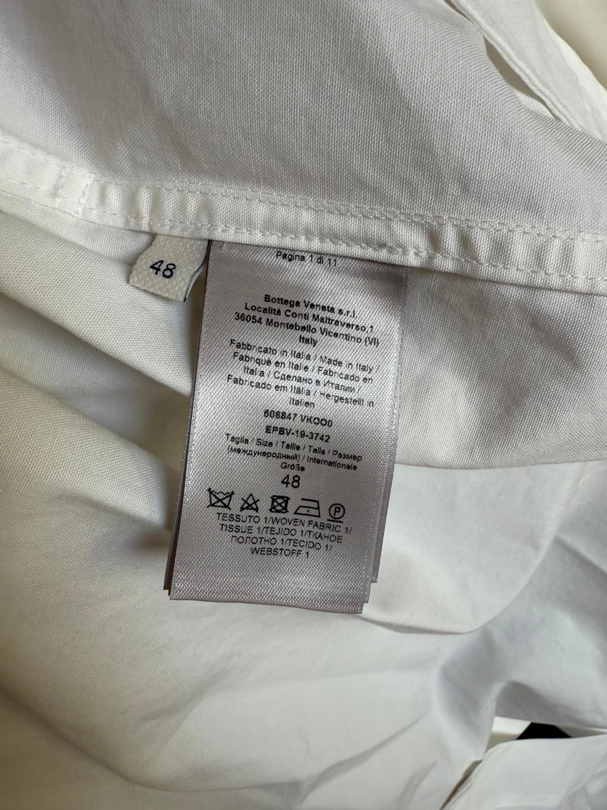 New Bottega Veneta Women's White Trench Coat with Belt and Double-Breasted Buttons, size IT 48