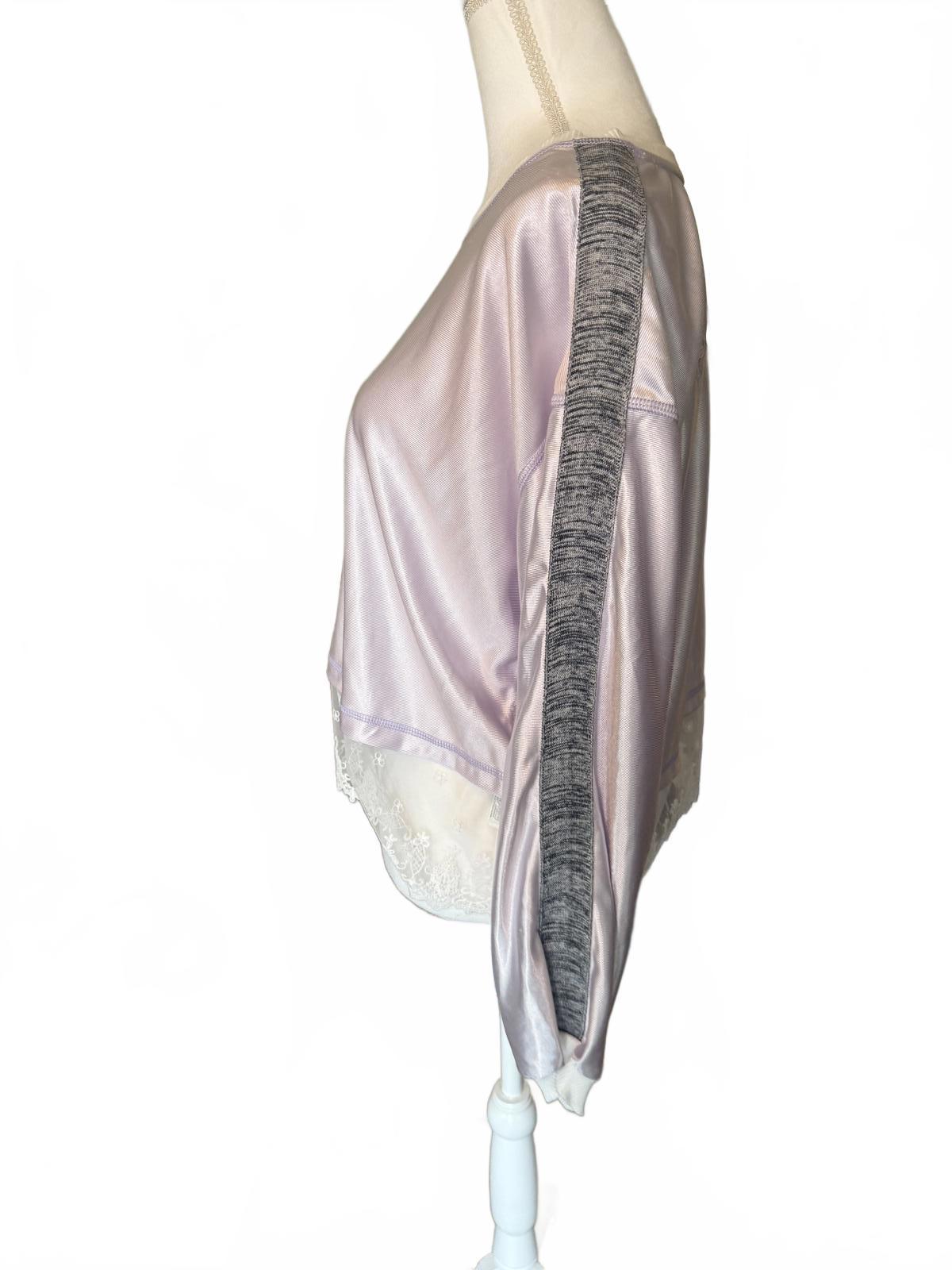 Free Movement Long Sleeve Women's Top with Embroidered Detail, Medium