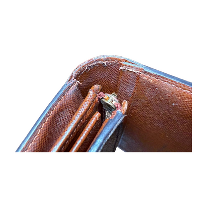 Louis Vuitton Epi Porte-Monnaie Trésor Wallet