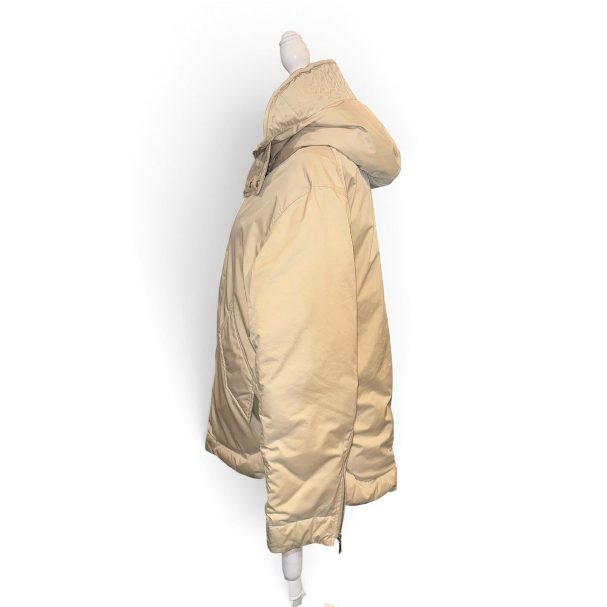 Etro Beige Hooded Quilted Jacket With Striped Lining Large