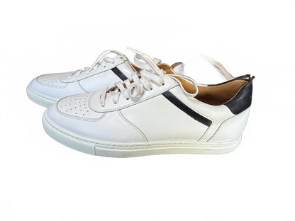Magianni White and Navy Men's Sneakers, size 10