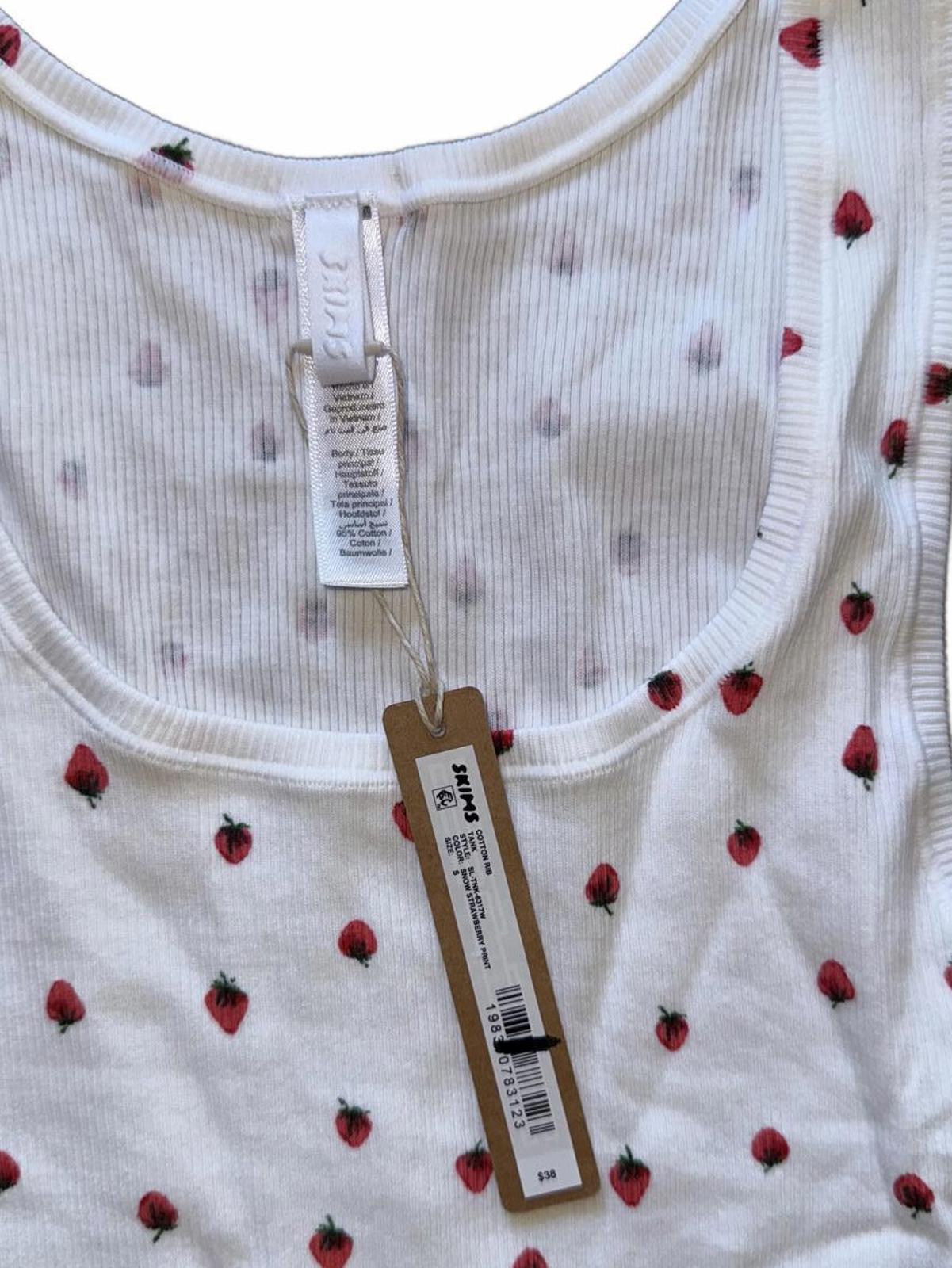 Skims White Ribbed Tank Top with Strawberry Print, Small