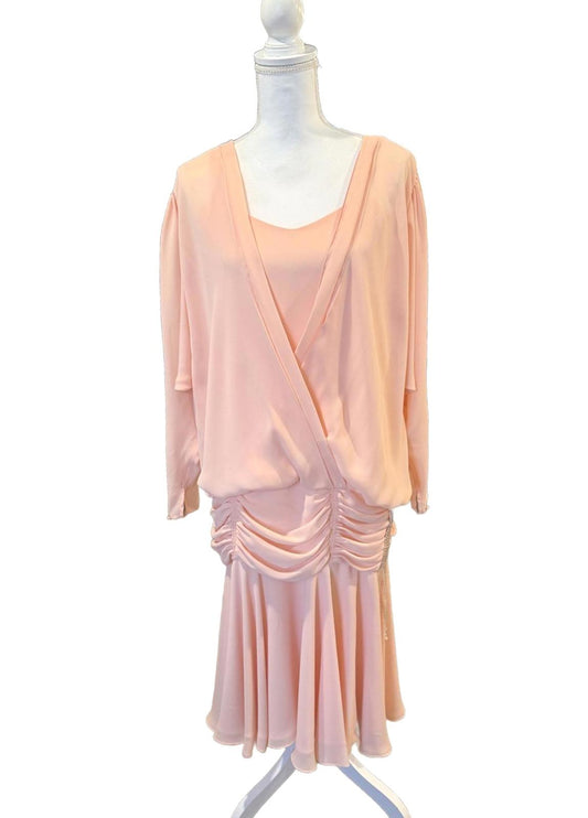 Martinique Peach Vintage Long Sleeve Midi Ruched Dress, Medium