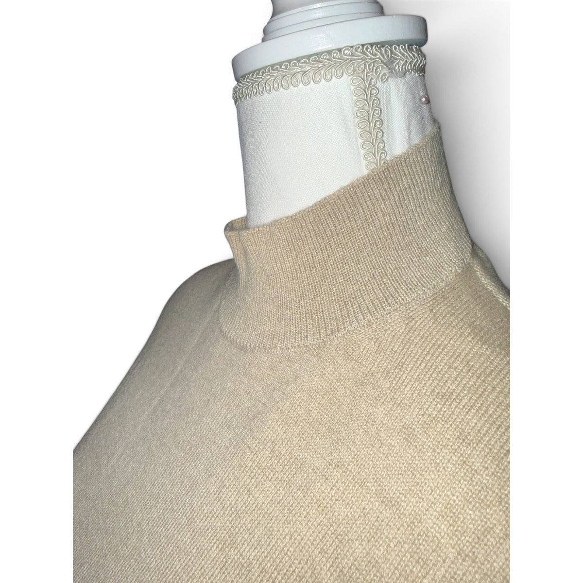 Lafayette 148 NY Nude Mock Neck Short Sleeve Sweater Womens Size M NWT