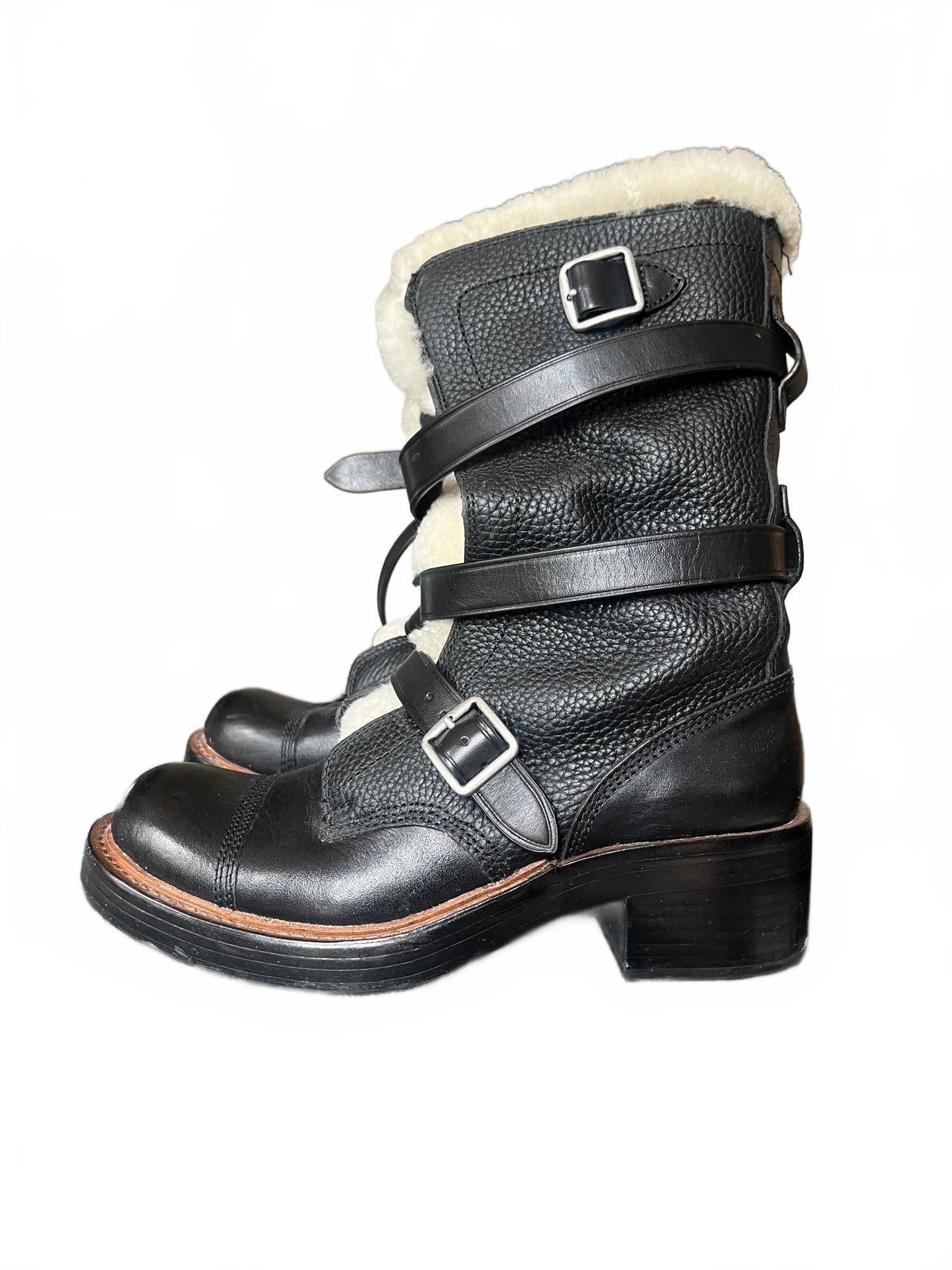 COACH 7.5 Black Leather Women's Motto Boots with Shearling Lining and Buckle Straps