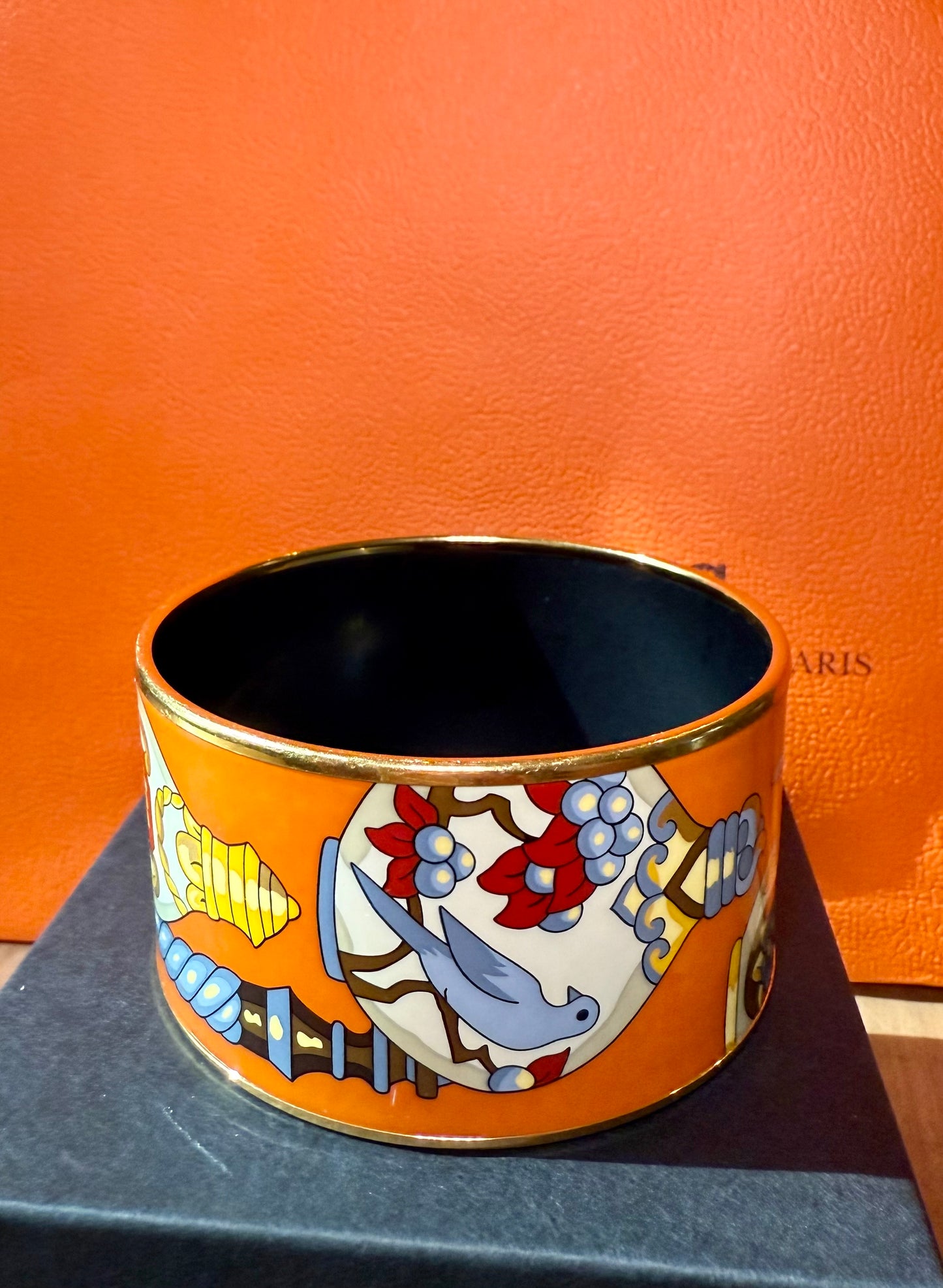 Vintage 1955 Hermes Enamel Bangle