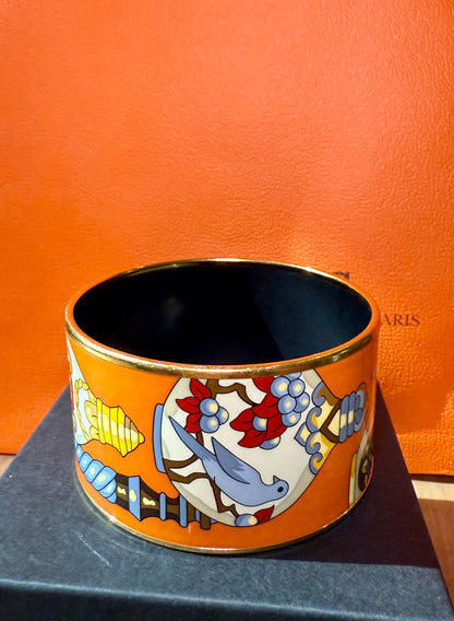 Vintage 1955 Hermes Enamel Bangle