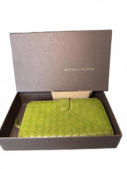Bottega Veneta  Green Leather Women's Wallet