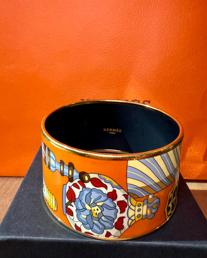 Vintage 1955 Hermes Enamel Bangle