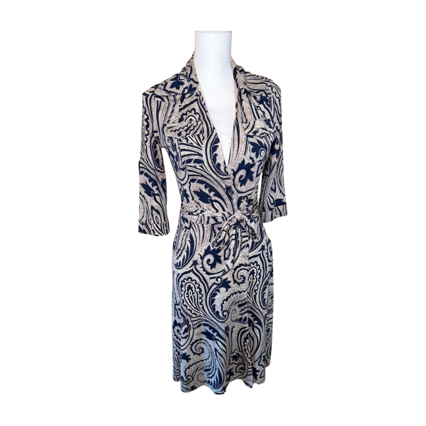 Diane von Furstenberg 100% Silk Wrap Dress, Size 6