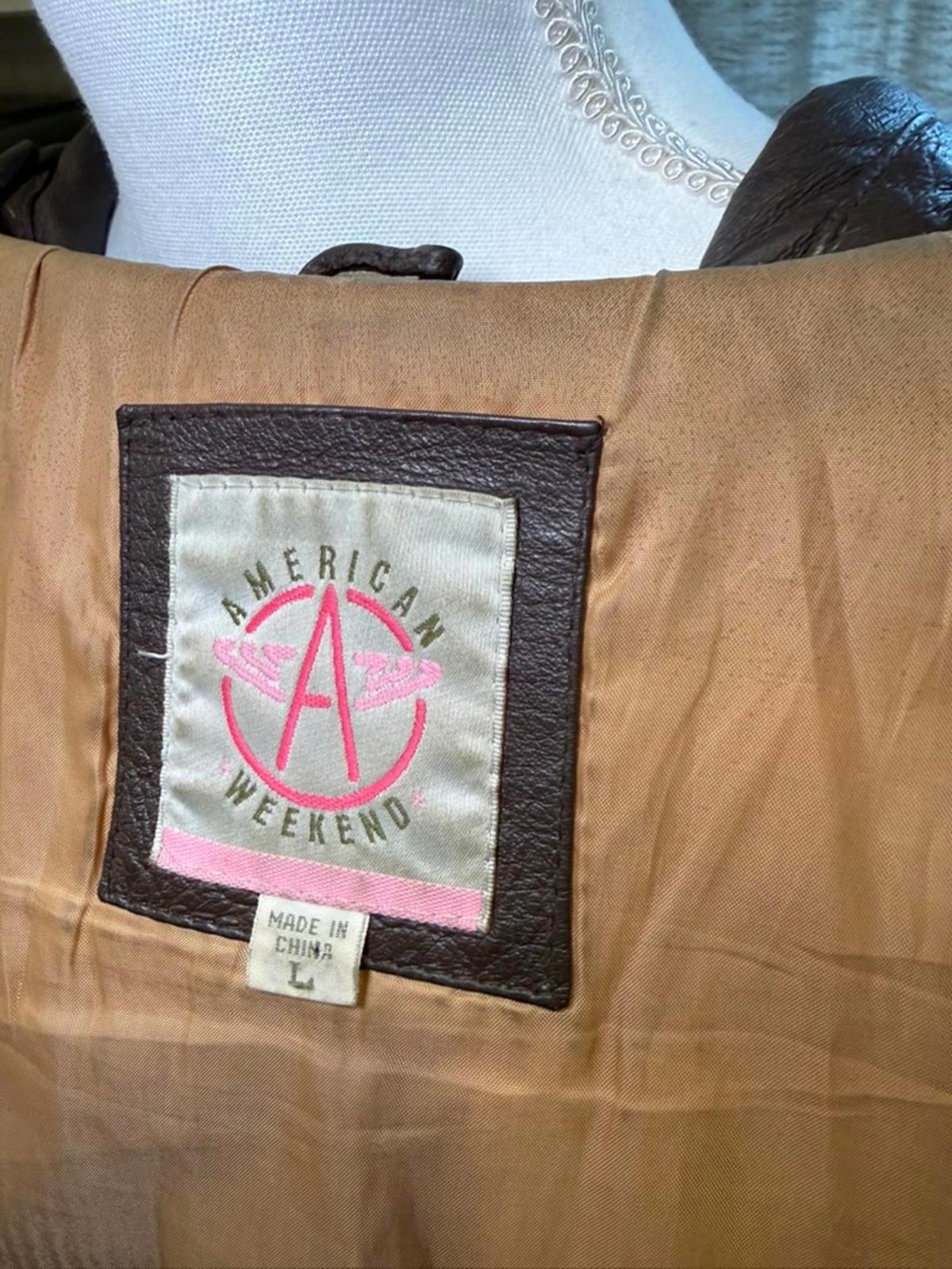 American Weekend Vintage Brown Leather Bomber Jacket, size Large