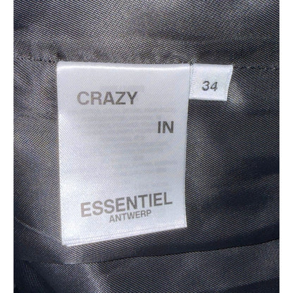 Essentiel Antwerp interior label with the sewn size 34 tag.