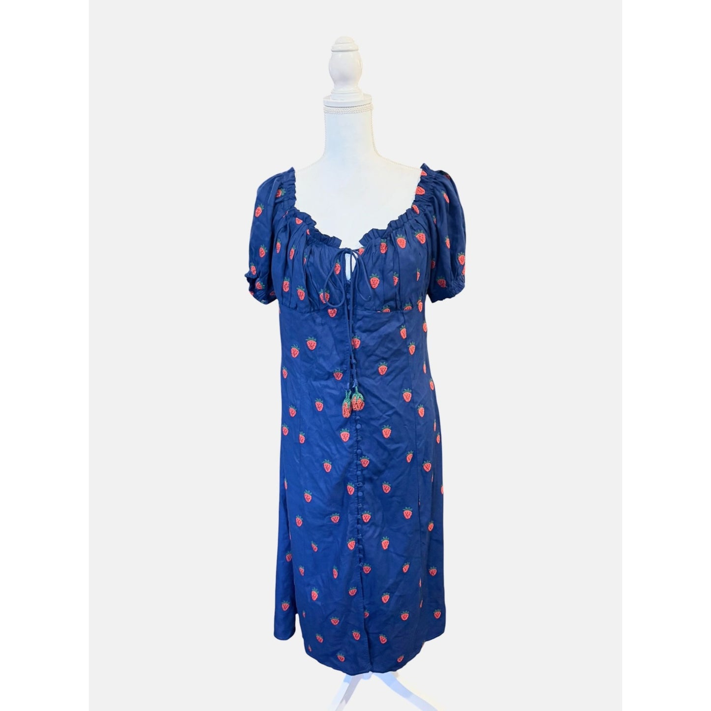 Farm Rio Strawberry Cross Stitch Midi Dress, Large NWT