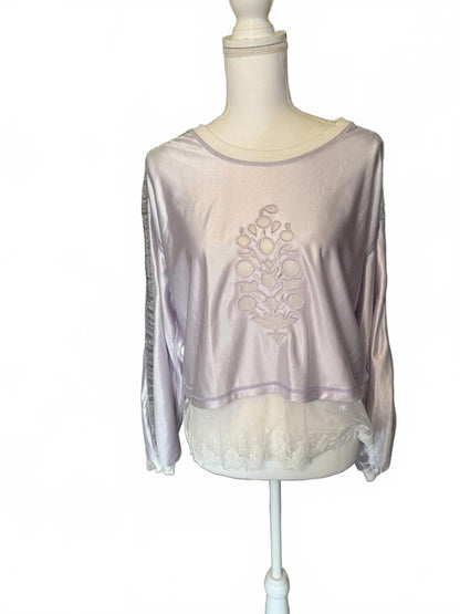 Free Movement Long Sleeve Women's Top with Embroidered Detail, Medium