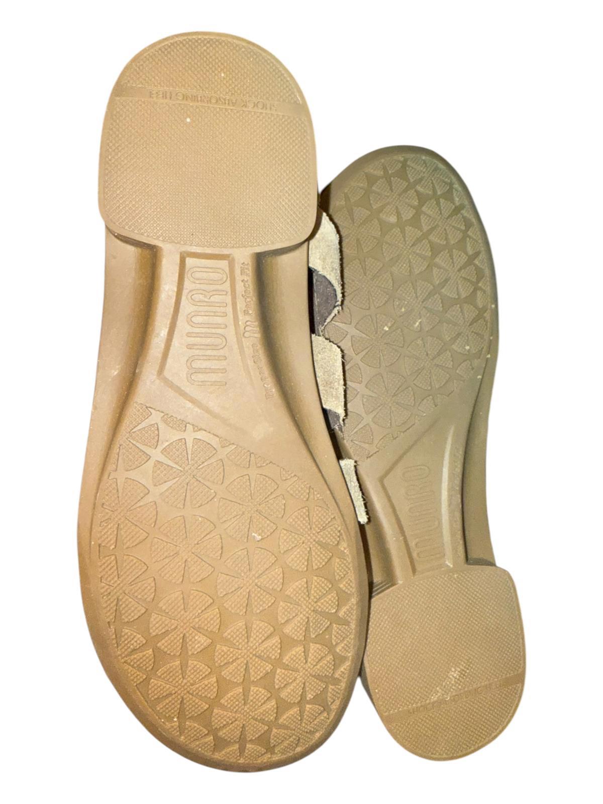 Munro American Women's Suede Strappy Sandals, size 7