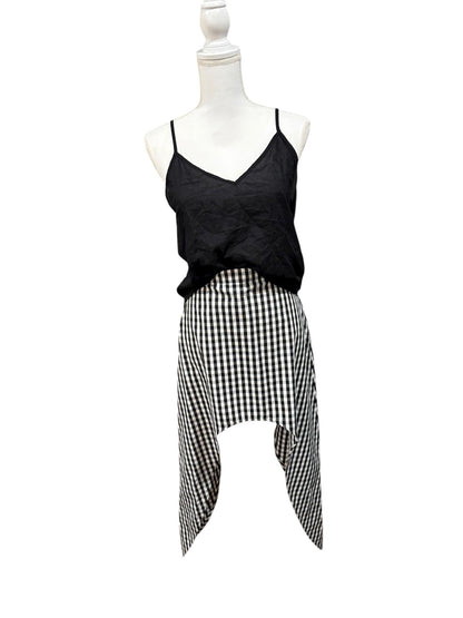 New Burberry Black and White Gingham Asymmetric Handkerchief Hem Skirt, size 4
