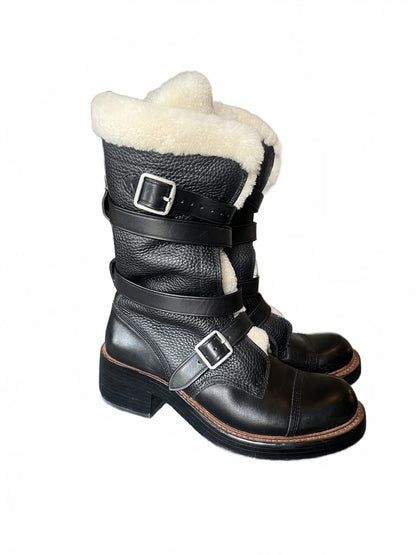 COACH 7.5 Black Leather Women's Motto Boots with Shearling Lining and Buckle Straps