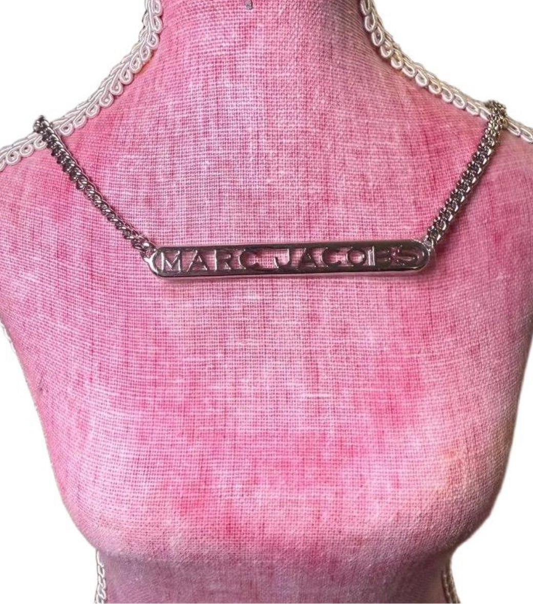 New MARC JACOBS necklace with dustbag