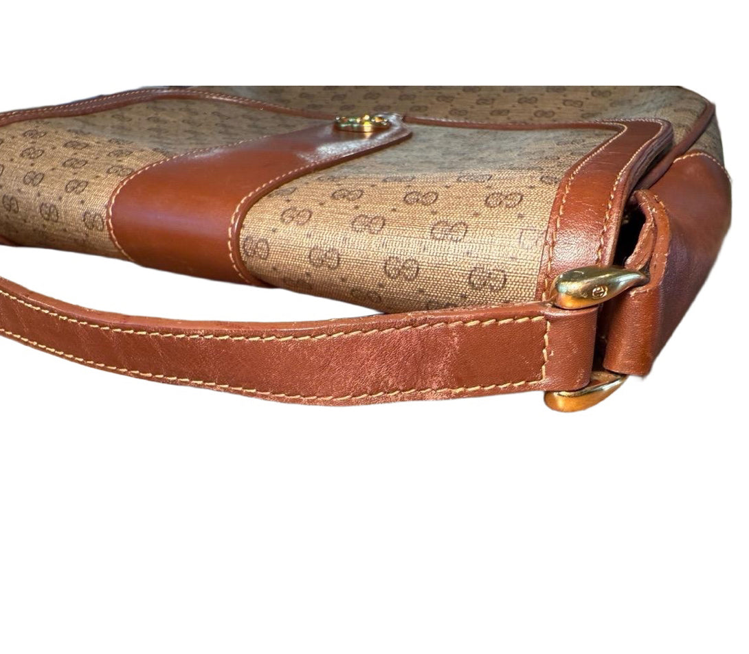 Gucci Vintage Womens GG Monogram Shoulder Bag