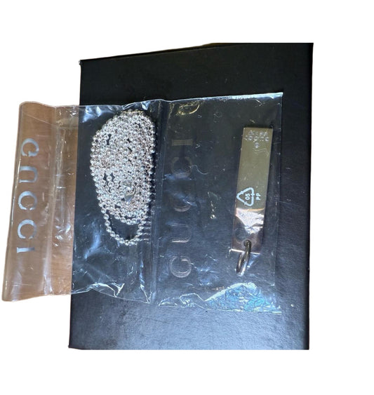 New Gucci Plate and Chain Silver Necklace