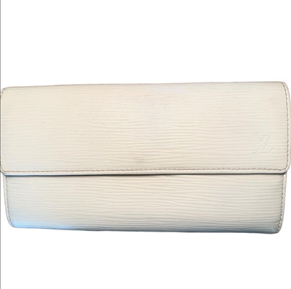 Louis Vuitton White Epi Leather Sarah Long Wallet