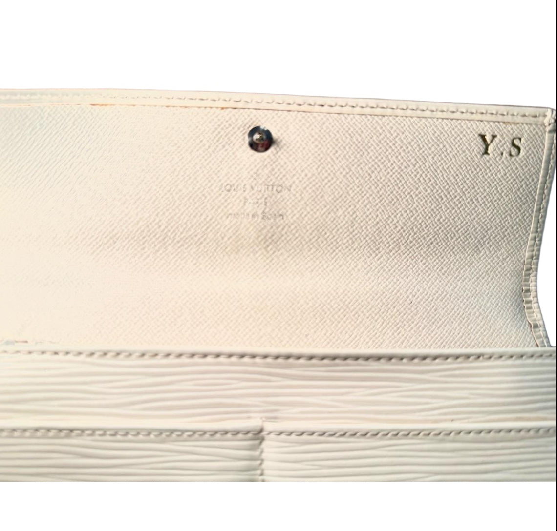 Louis Vuitton White Epi Leather Sarah Long Wallet