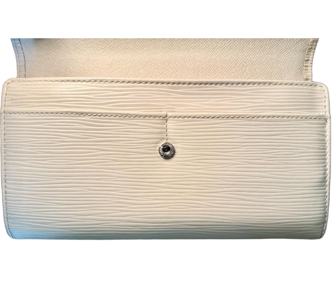 Louis Vuitton White Epi Leather Sarah Long Wallet