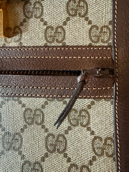 Vintage Gucci Sherry Line GG Supreme Pochette