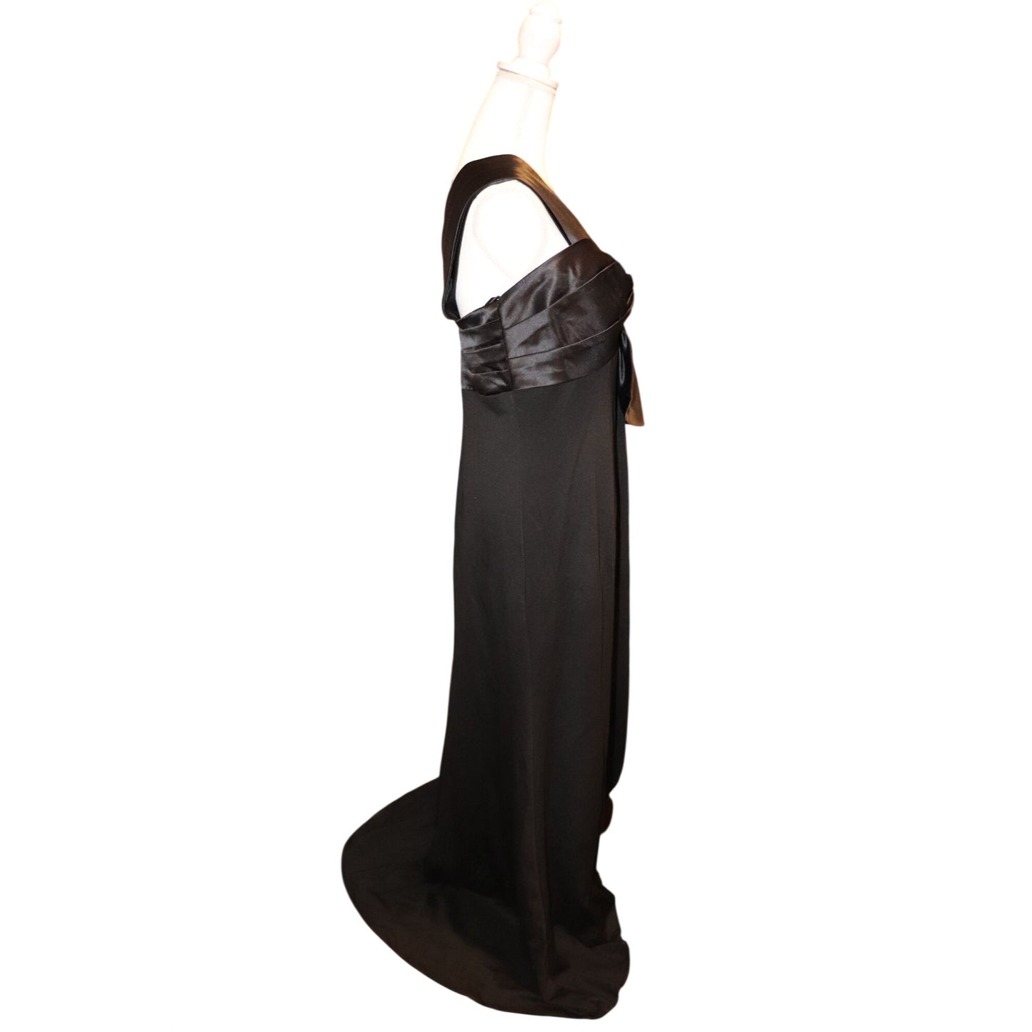 Mac Duggal Black One Shoulder Draped Trumpet Gown, Size 16 NWT