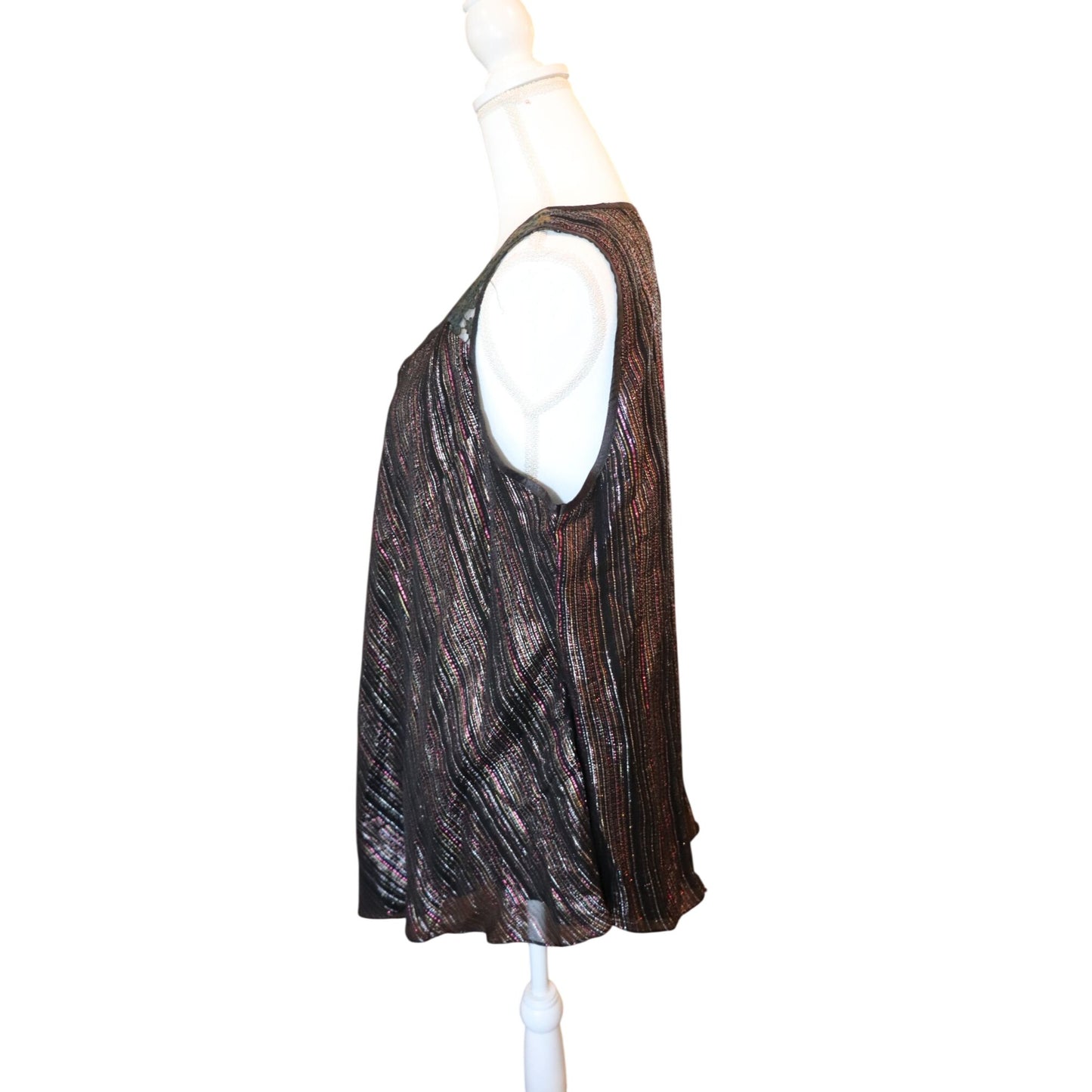Nazila Couture Black Metallic Stripe Sleeveless Top, XXL NWOT
