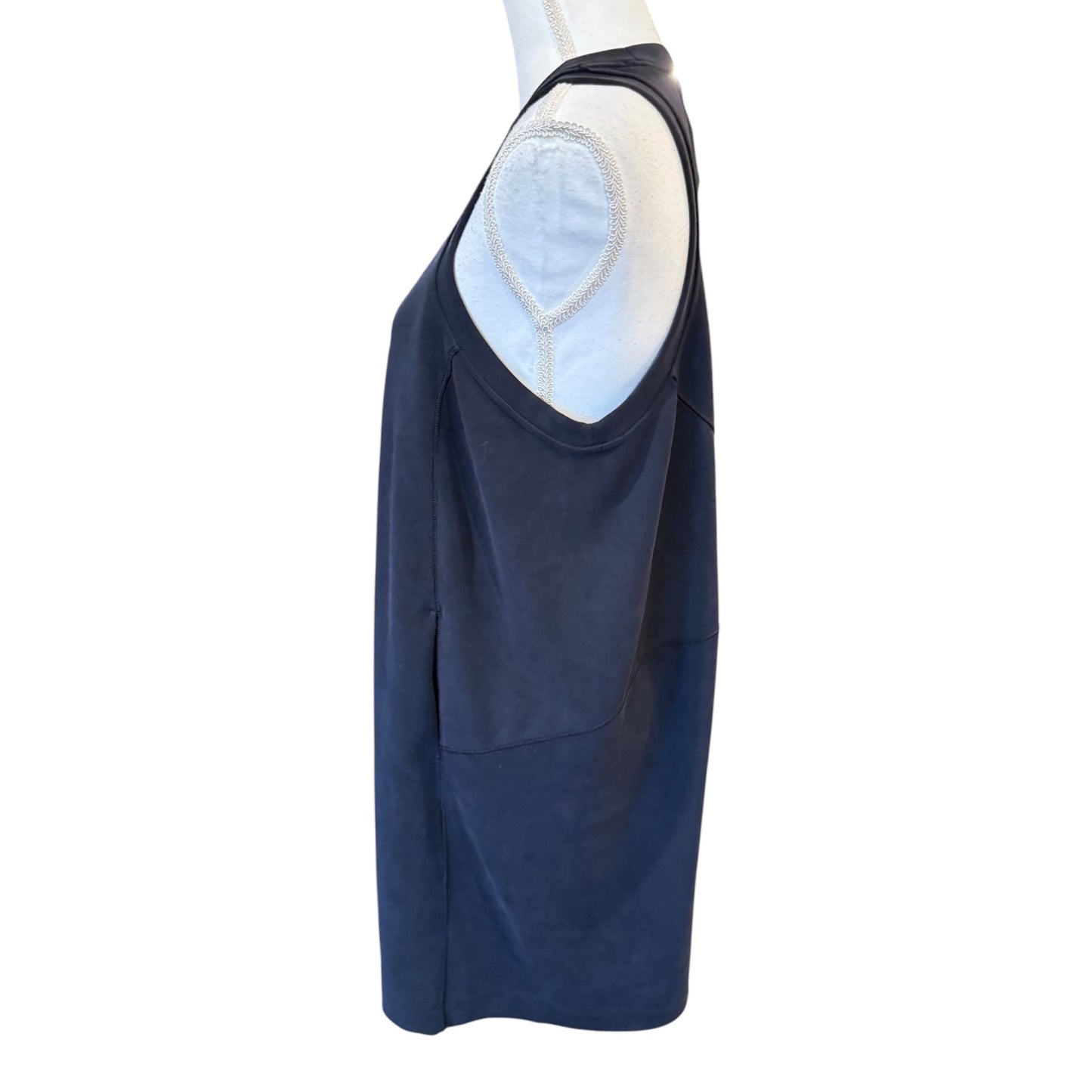 Lululemon Softstreme Back In Action Dress Size 12