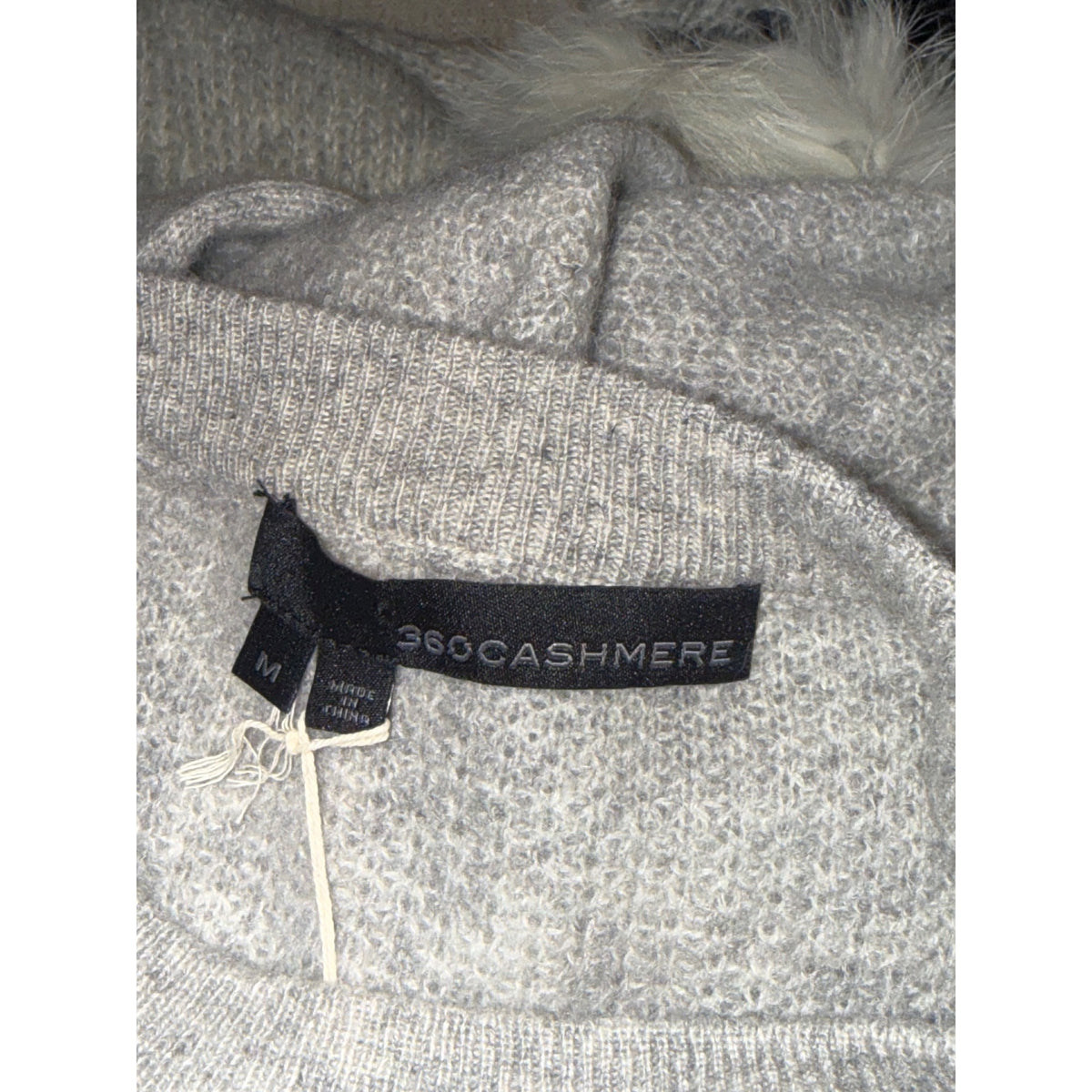 360Cashmere Womens Gray Crewneck Cashmere Sweater Size M NWT