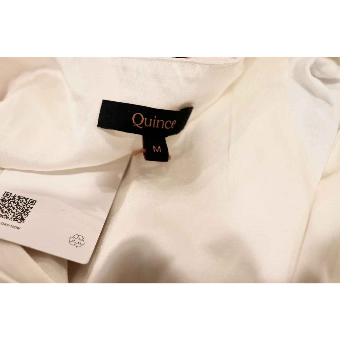 Silk Blend Sleeveless White Blouse By Quince  Medium Size  Lightweight & Elegant For Work Or Casual Wear