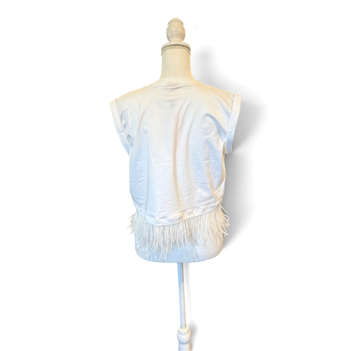 Cinq À Sept Feather-Hem Cropped Sleeveless T-Shirt, Medium NWT