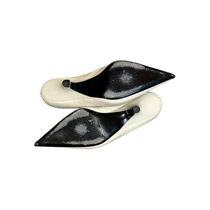 Toteme The Wedge Ivory Patent Leather Kitten Heel Size 7.5/EU 8