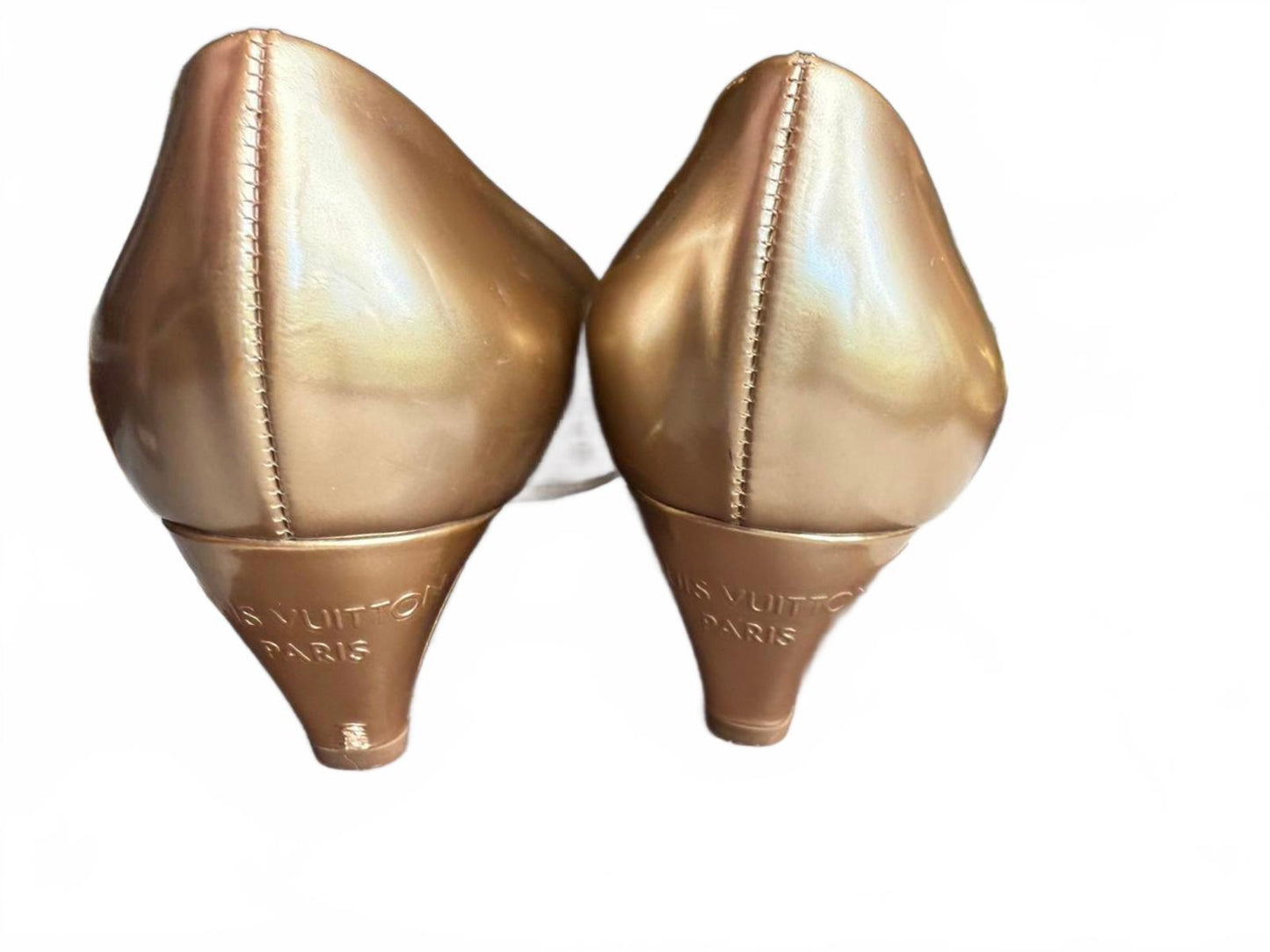 Louis Vuitton Metallic Gold Pumps, 38.5