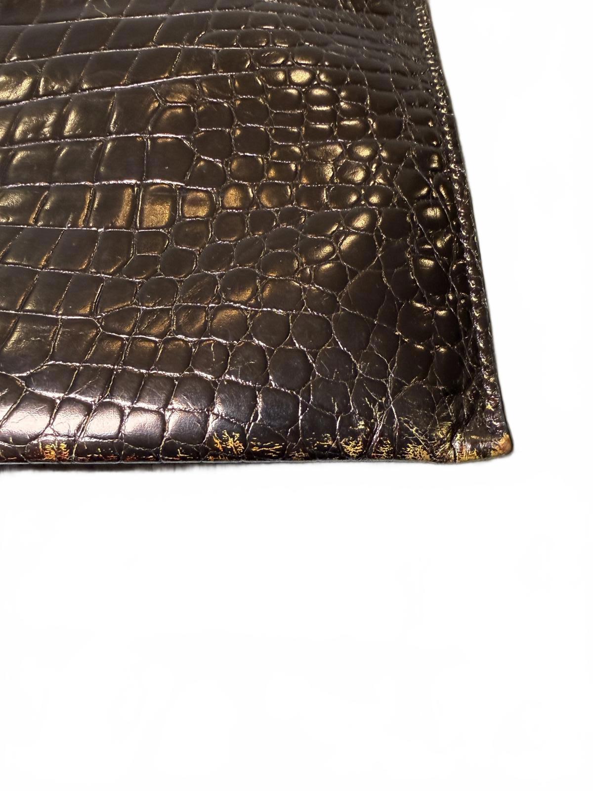 N°21 Croc-Embossed Leather Chain Clutch – Made in Italy