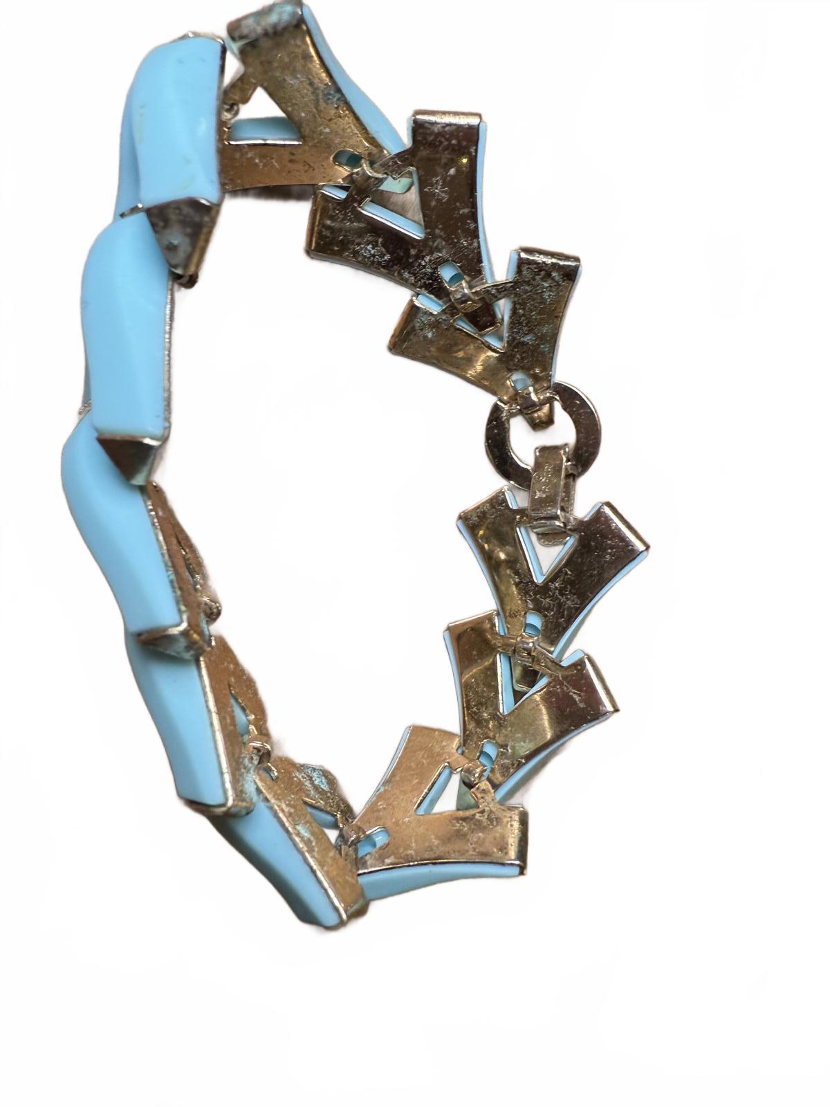 Vintage Blue and Gold Tone Trifari Link Bracelet