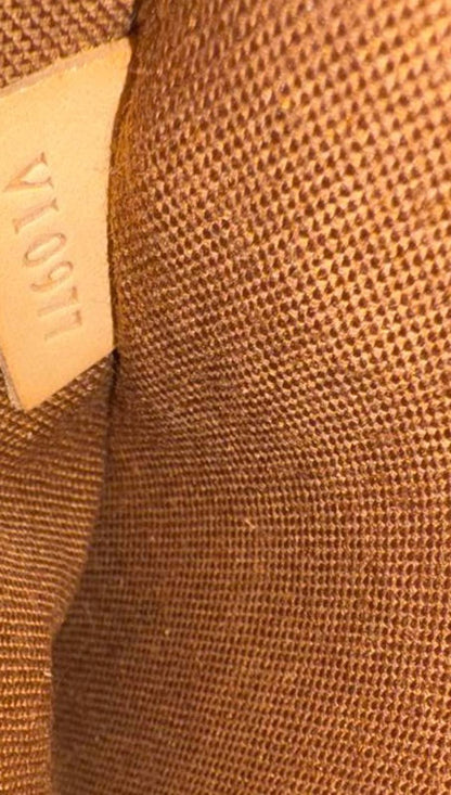 Louis Vuitton Monogram Canvas Alma Handbag