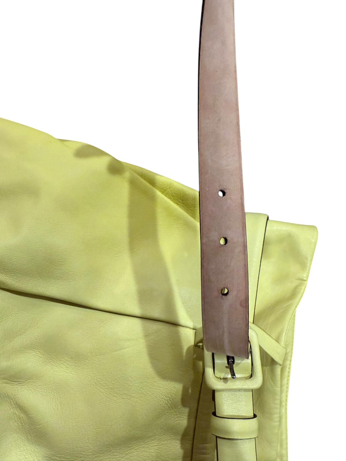 Gucci Leather Women's Shorts with Belt, size 4