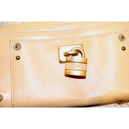 Chloé Paddington Beige Leather Wallet With Gold Padlock Accents & Zip-Around Closure